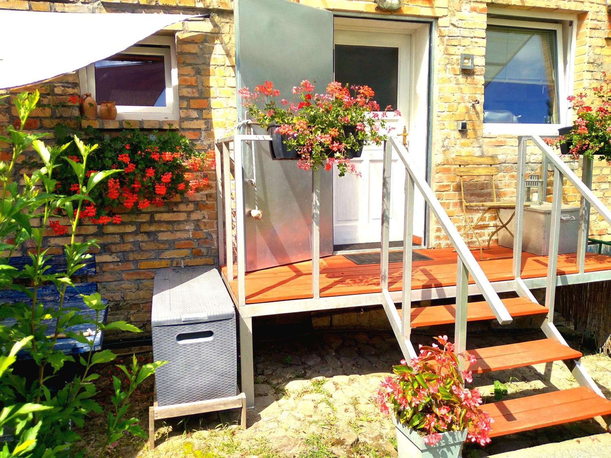 Dom Sztuk - House Of Arts Apartment Miedzyrzecz Exterior photo